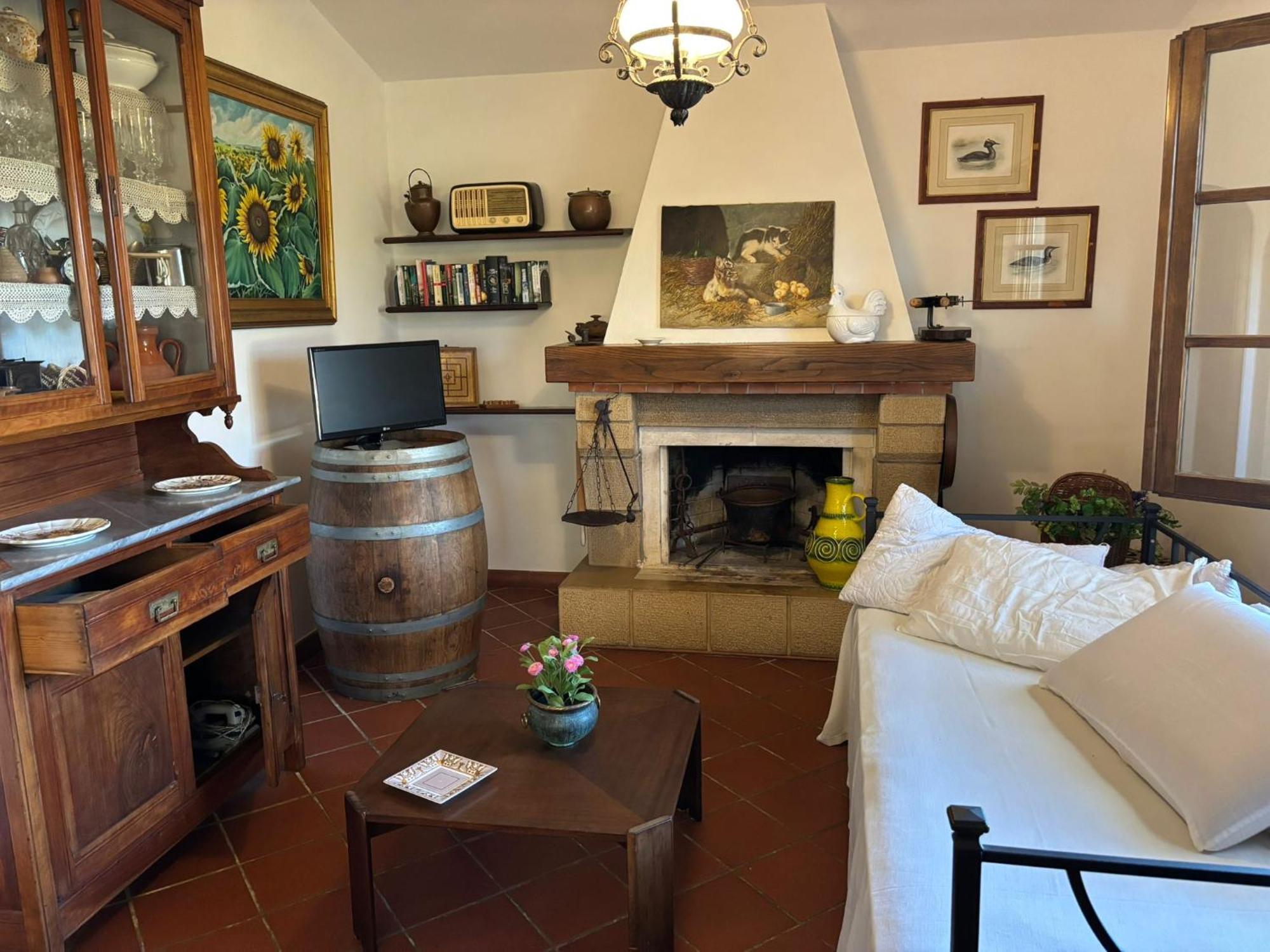 Cottage With A Great Fenced Garden In The Tuscan Countryside Чечина Экстерьер фото